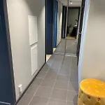 Med Panoramautsikt Innendors Parkering Apartmán