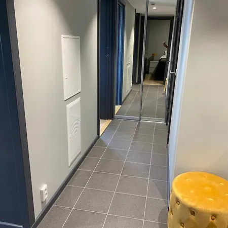 Med Panoramautsikt Innendors Parkering Appartement