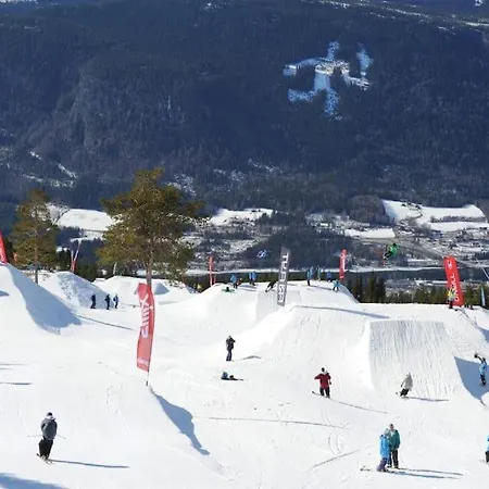 Apartamento Med Panoramautsikt Innendors Parkering *