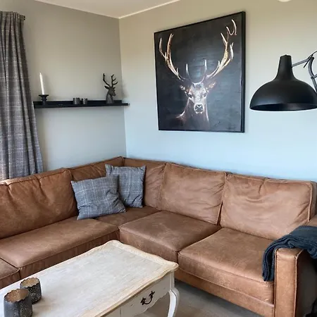 Apartamento Med Panoramautsikt Innendors Parkering Sjusjoen